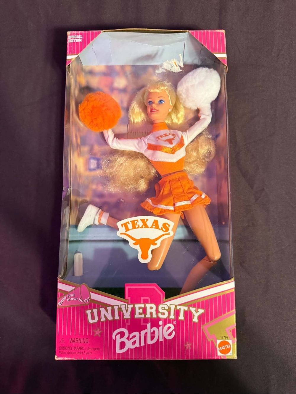 Vintage 1997 Barbie Doll University of Tennessee Cheerleader Mattel #17554 NIB